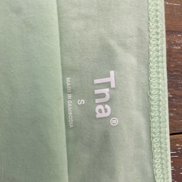 TNA Laguna Tank - Picture 2 of 2